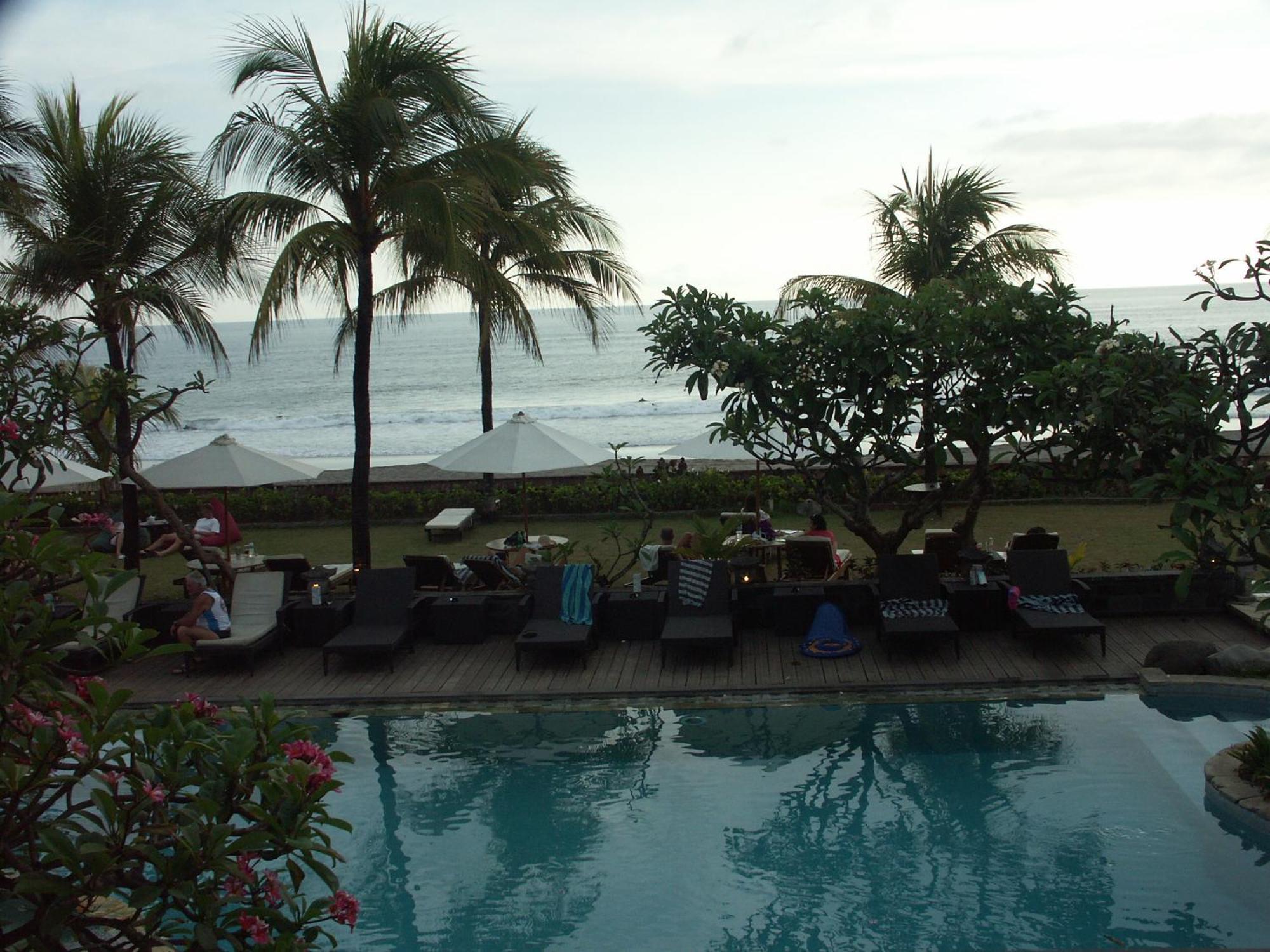 Balisani Suites Hotel Kerobokan Instalações foto